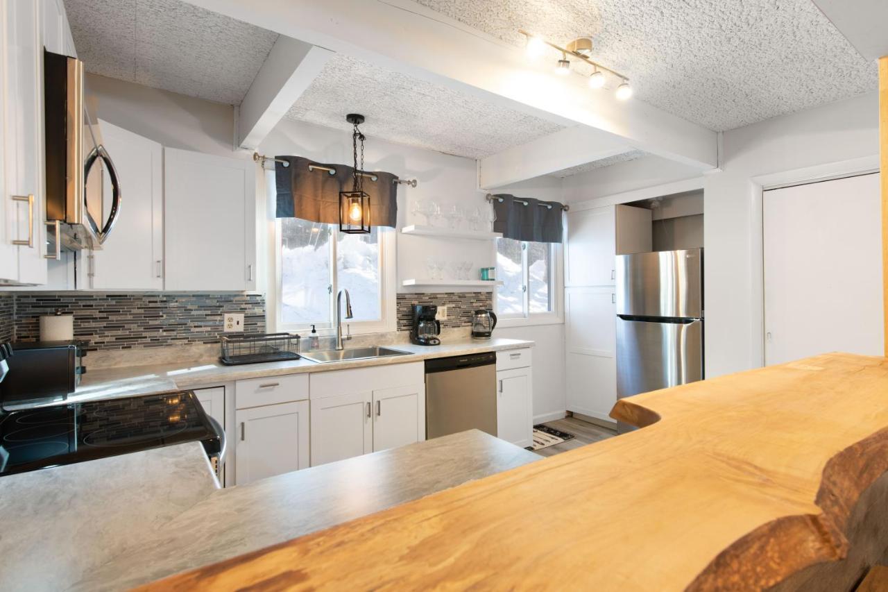 Vermont Getaway! Newly Renovated! Stratton Valley Eksteriør billede
